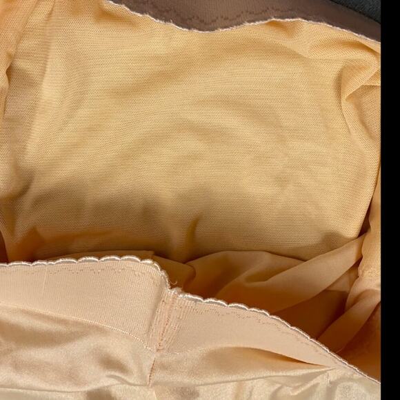 Rago Size 40 5X Style 513 High Waist Light Shaping Panty Brief Second Skin Satin - Picture 5 of 7